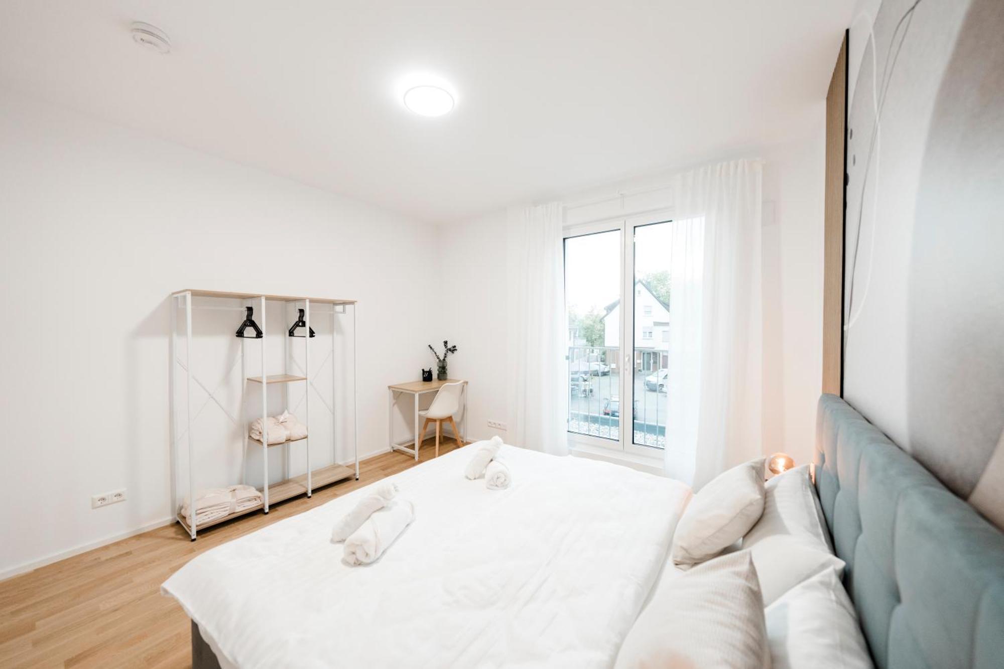 Kocasa-Apartments 01, City-Center Boeblingen, Stellplatz, Balkon, Waipu-Tv ภายนอก รูปภาพ