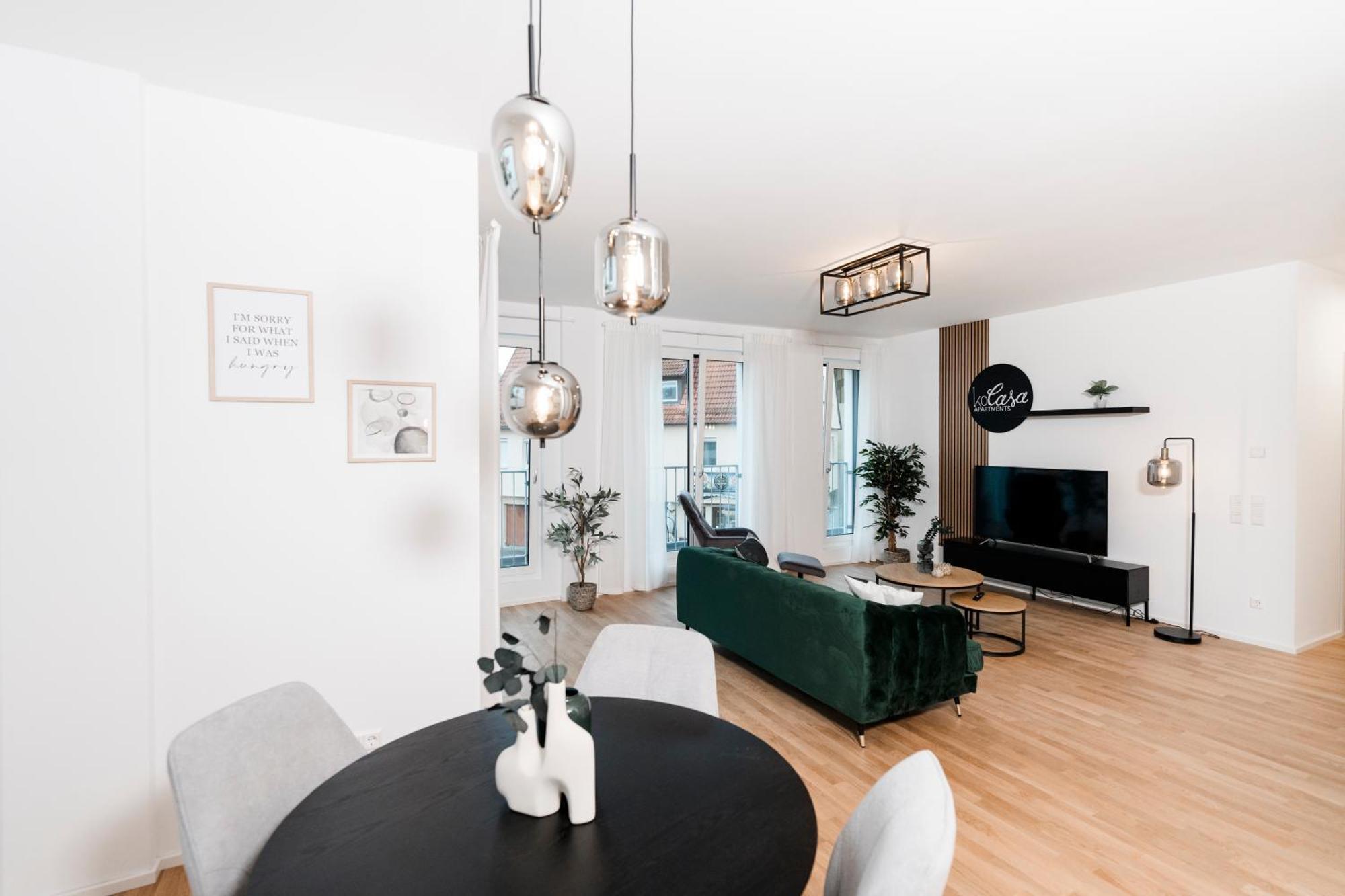Kocasa-Apartments 01, City-Center Boeblingen, Stellplatz, Balkon, Waipu-Tv ภายนอก รูปภาพ