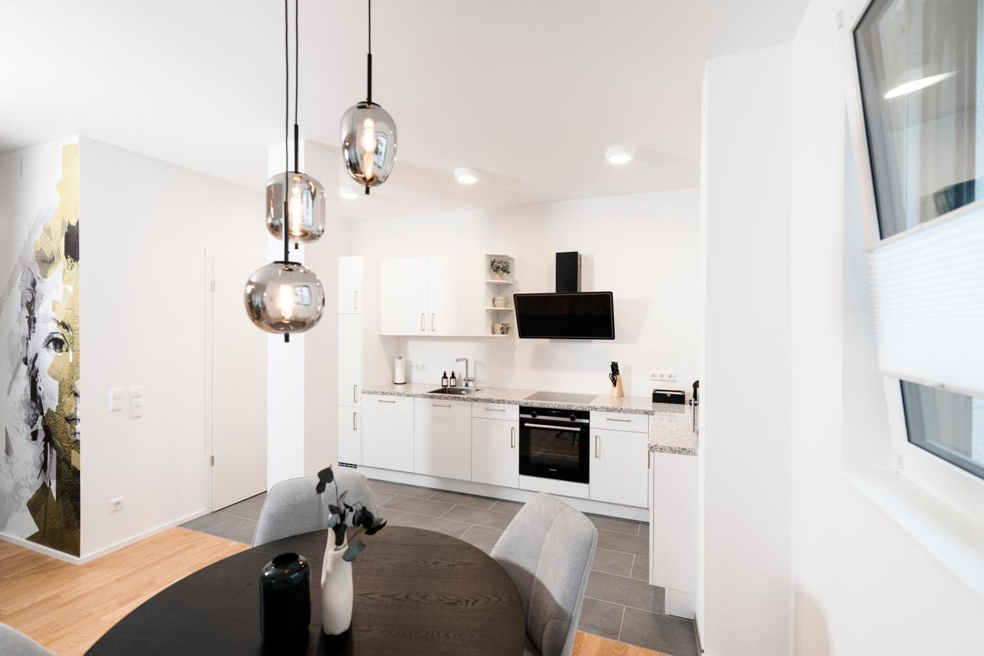 Kocasa-Apartments 01, City-Center Boeblingen, Stellplatz, Balkon, Waipu-Tv ภายนอก รูปภาพ